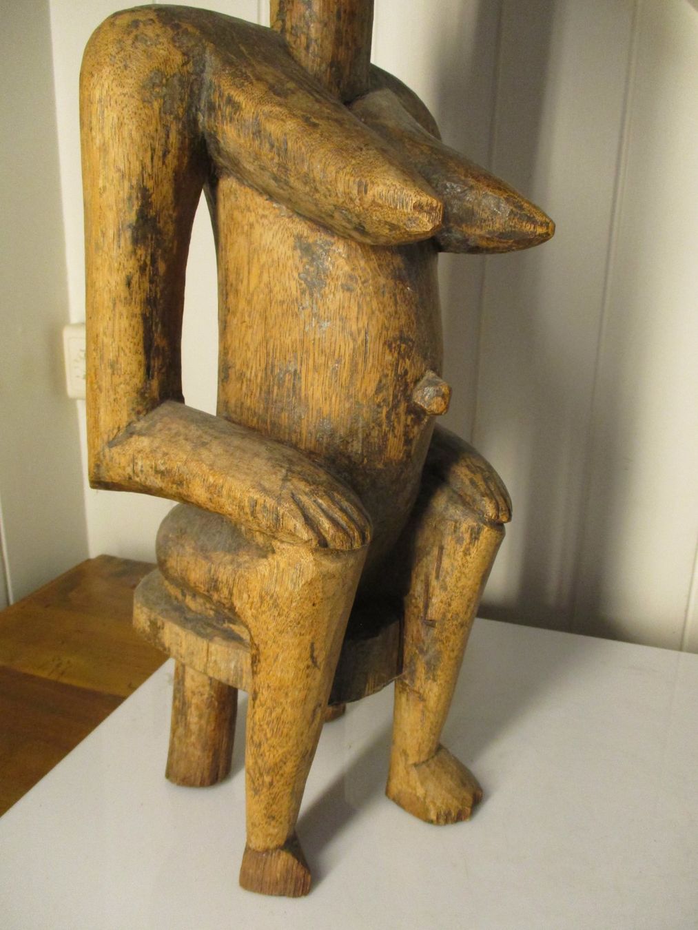 Sculture & Statue: Mutterfigur auf Hocker sitzend Skulptur tribal art premier – Usato da Windisch venduto da Autogrammo 6