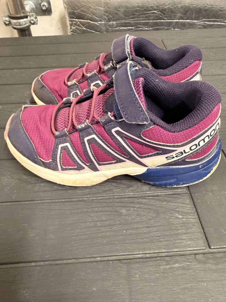 Salomon Scarpe per ragazze: Kinderschuhe Salomon Gr 30  – Usato da Klingnau venduto da Nirvana