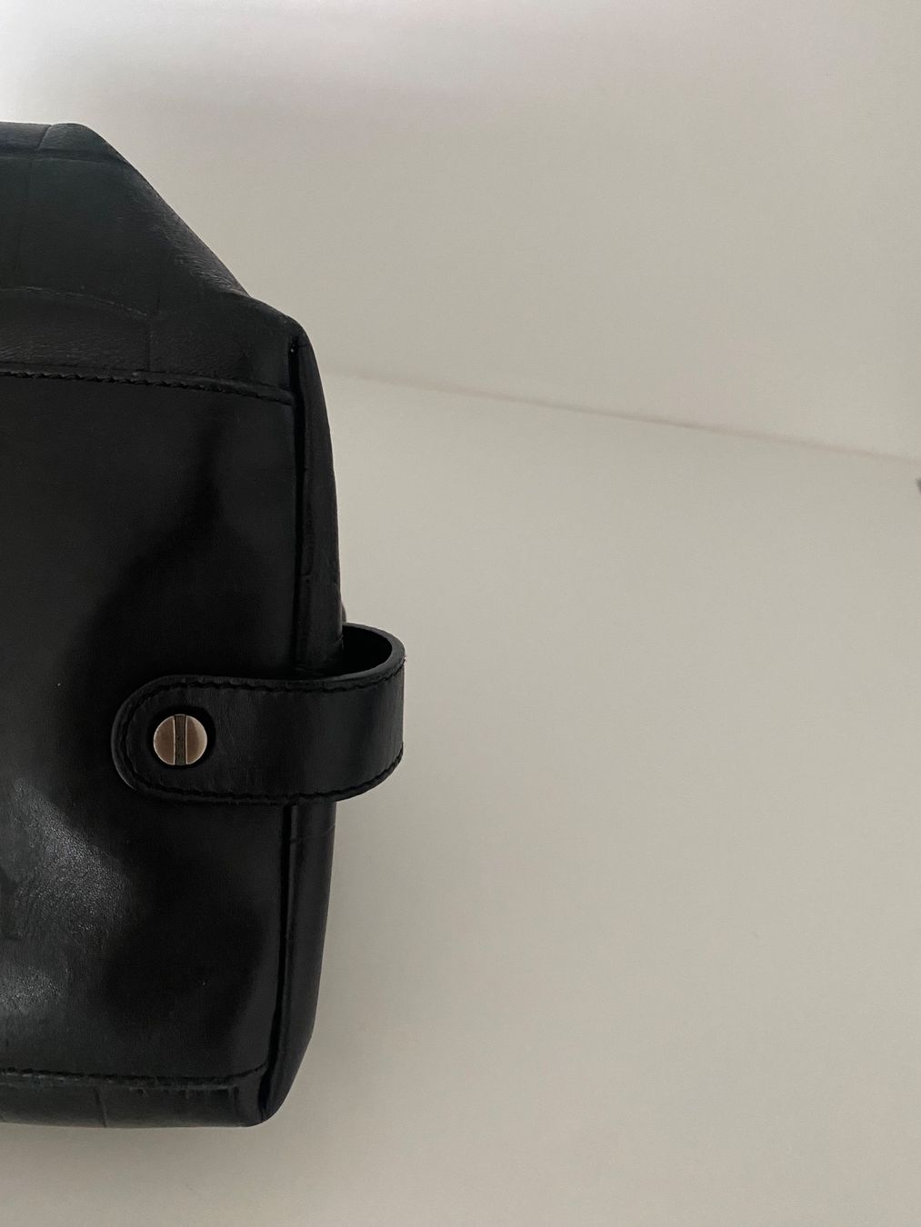 Borbonese Taschen für Damen: Bowling Bag Borbonese in schwarzem Leder in Krokooptik – Gebraucht aus Holderbank SO von MIC2026 5