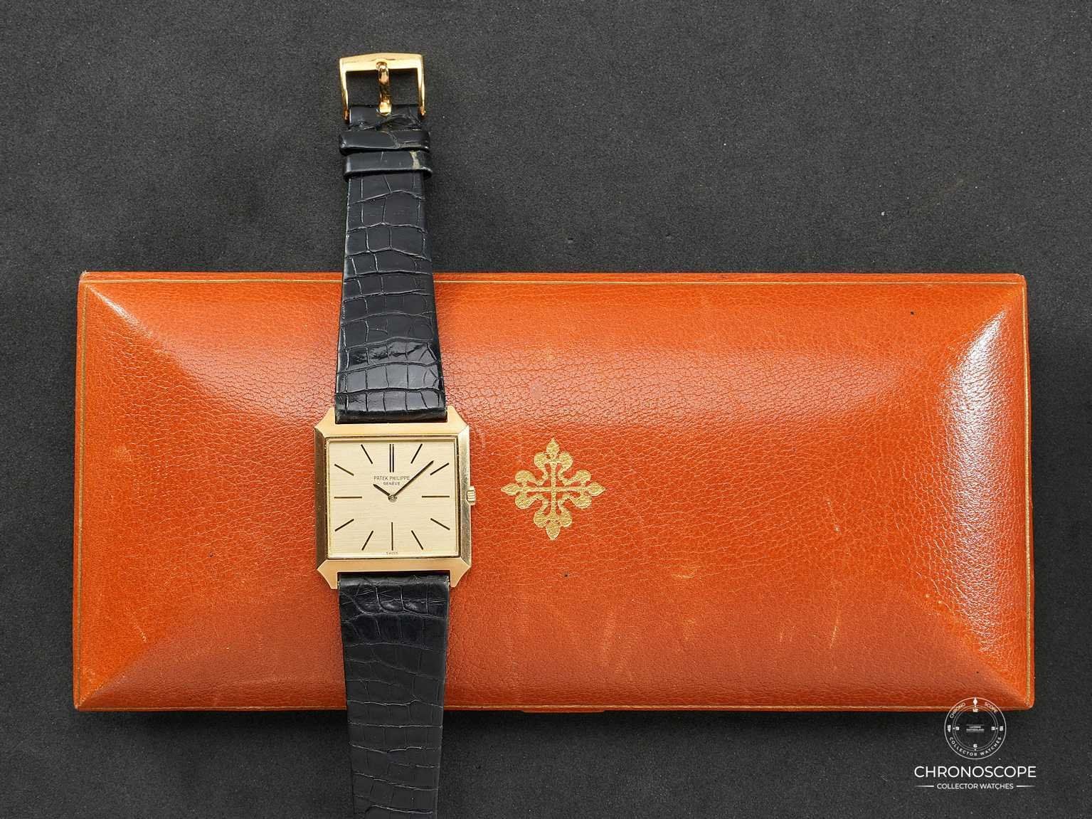 Patek Philippe Orologi: 18k Yellow Gold Patek Philippe Gondolo Reference 3526 – Usato da Luzern venduto da ChronoScope6004 8