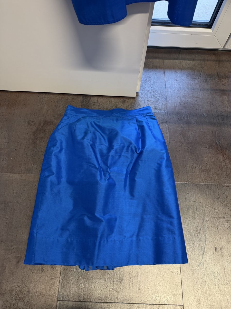 Anzüge & Kostüme: Seidenbluse mit Rock  – Neu (gemäss Beschreibung) aus Neerach von the_modern_mini 3