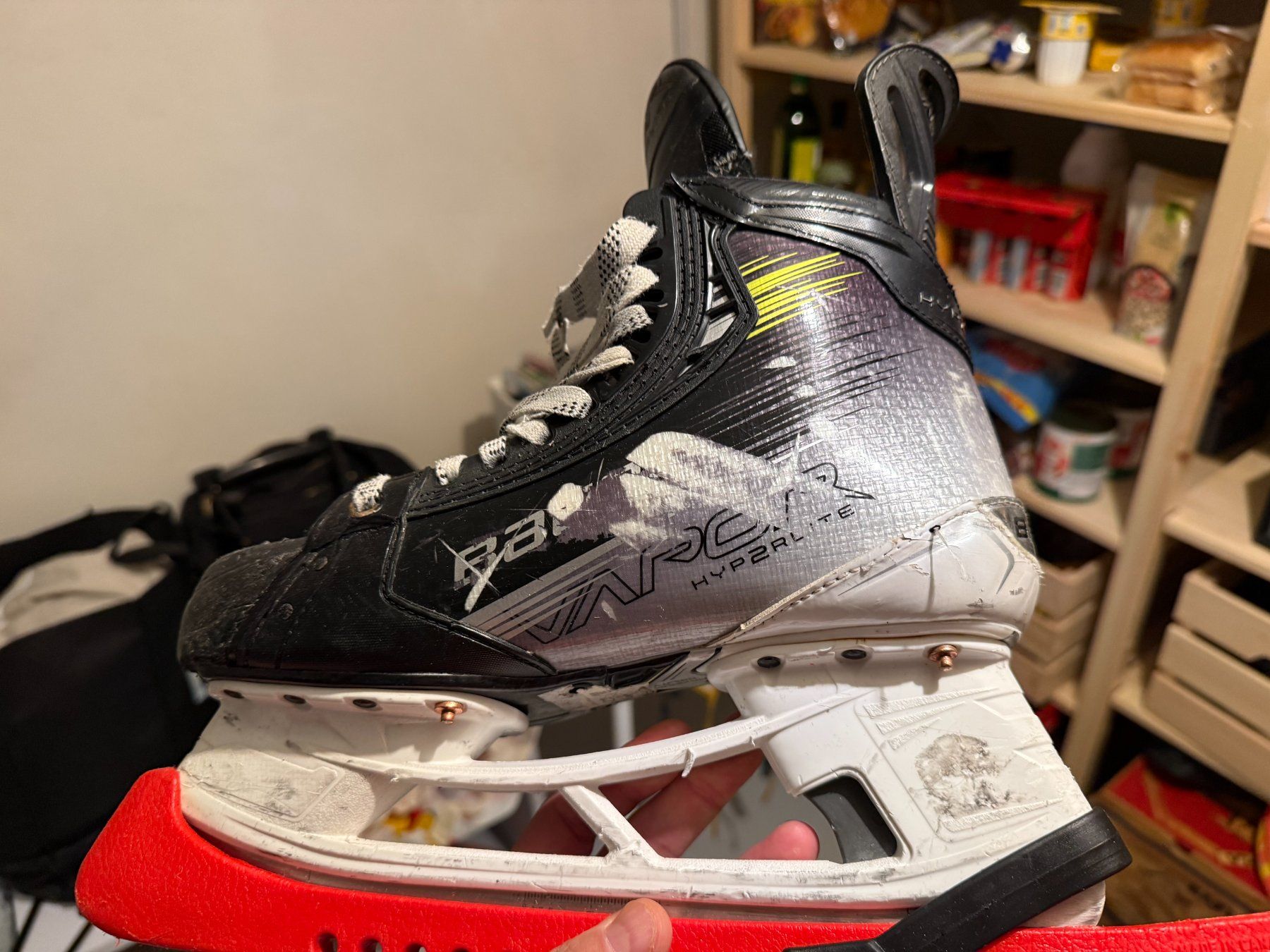 Bauer Pattini da ghiaccio: Bauer Vapor Hyperlite 2  – Grösse 7 Fit 1 – Usato da Nänikon venduto da beatom01 5