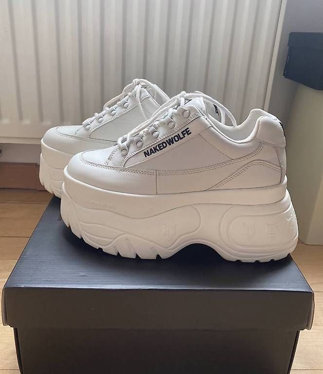 Scarpe da donna: Nakedwolfe shoes – Nuovo (secondo la descrizione) da Boudry venduto da luciegsr