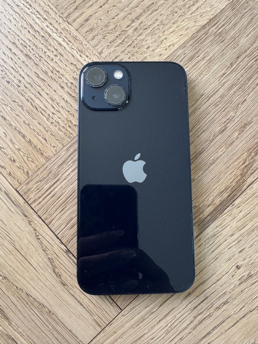 Apple Portables: iPhone 13 midnight 128 GB Top Zustand – D'occasion à Basadingen par ron_2jtj 2