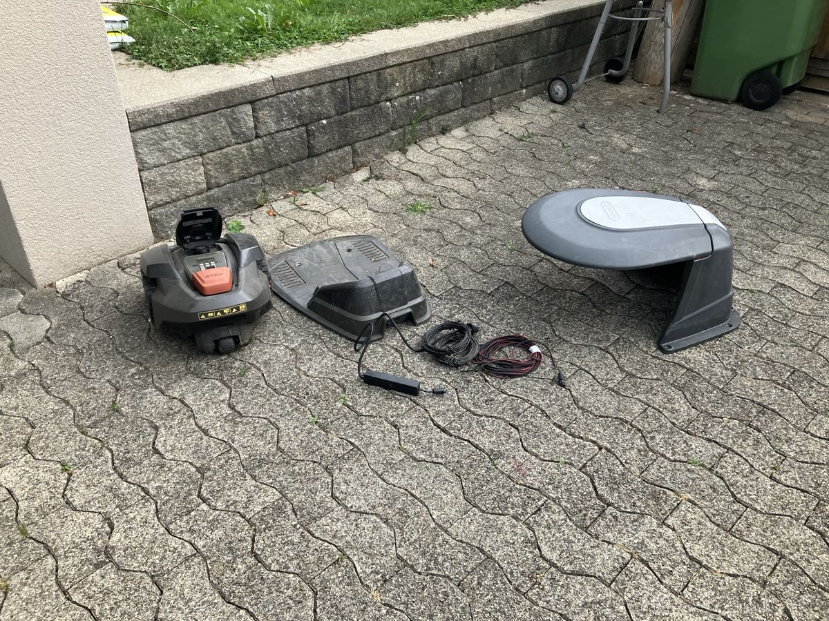 Husqvarna Tagliaerba: Husqvarna Mower 305 – Usato da Reichenburg venduto da mediaservice-march