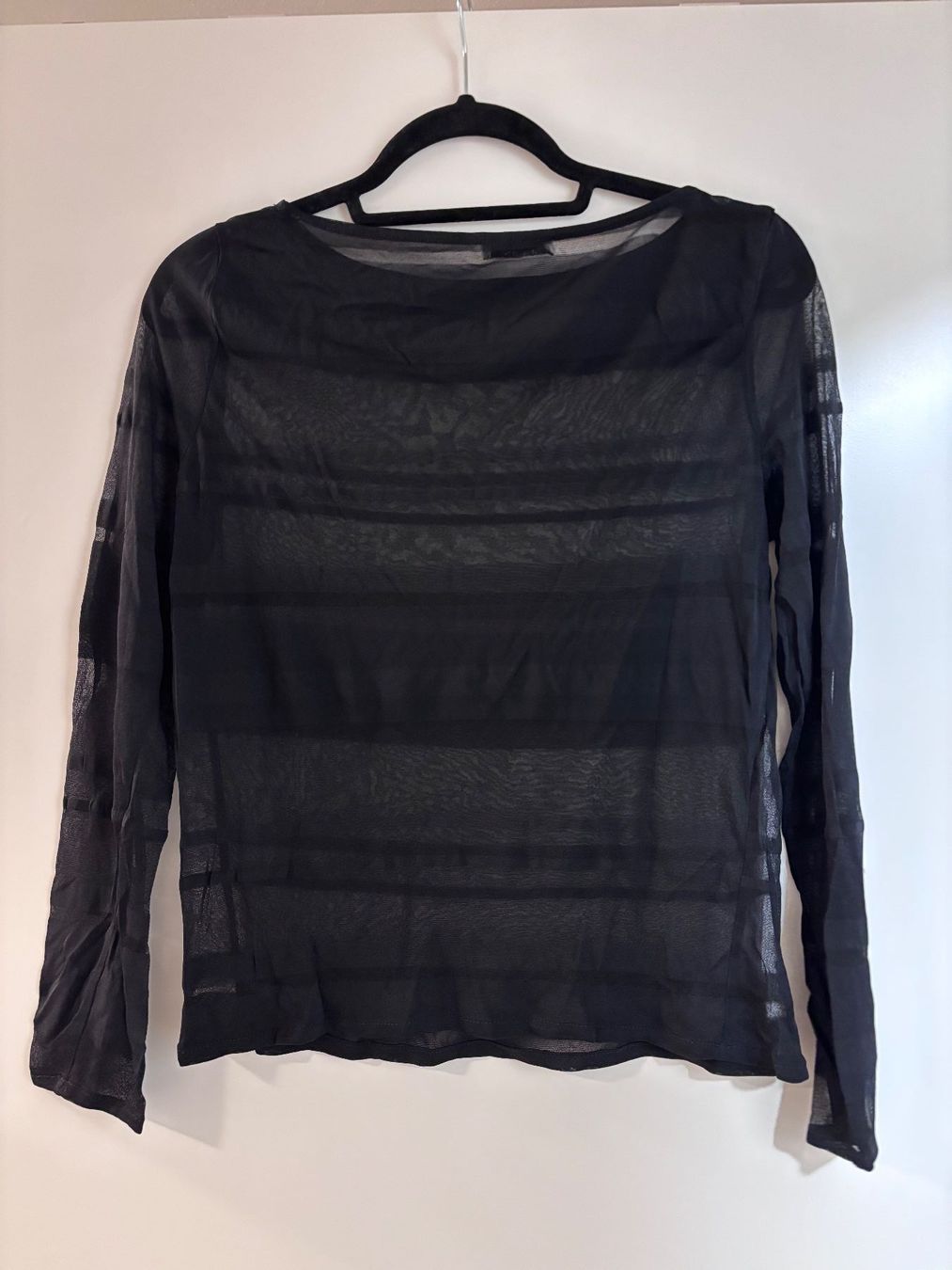 Armani Top: Giorgio Armani Oberteil – Usato da Wetzikon ZH venduto da Deba26 1