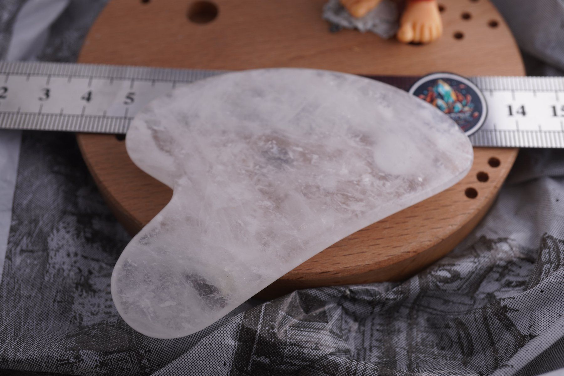 Mineralien & Heilsteine: Gua Sha Massage-Stein  Bergkristall     ab 1.- – Neu und originalverpackt aus Eschenbach SG von topstone 7
