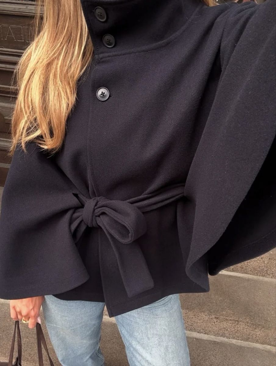 Autres vêtements femmes: Black Cape with Belt Size S New – Neuf (Voir description) à  par  1