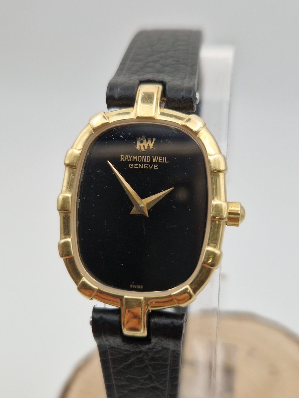 Raymond Weil Orologi: Raymond Weil - quartz - 20x24mm – Usato da Sembrancher venduto da nat_k8yk