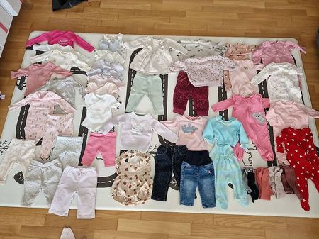 Süßes Baby Kleider Paket für MädchenGrösse 62/68- 60 Teilen