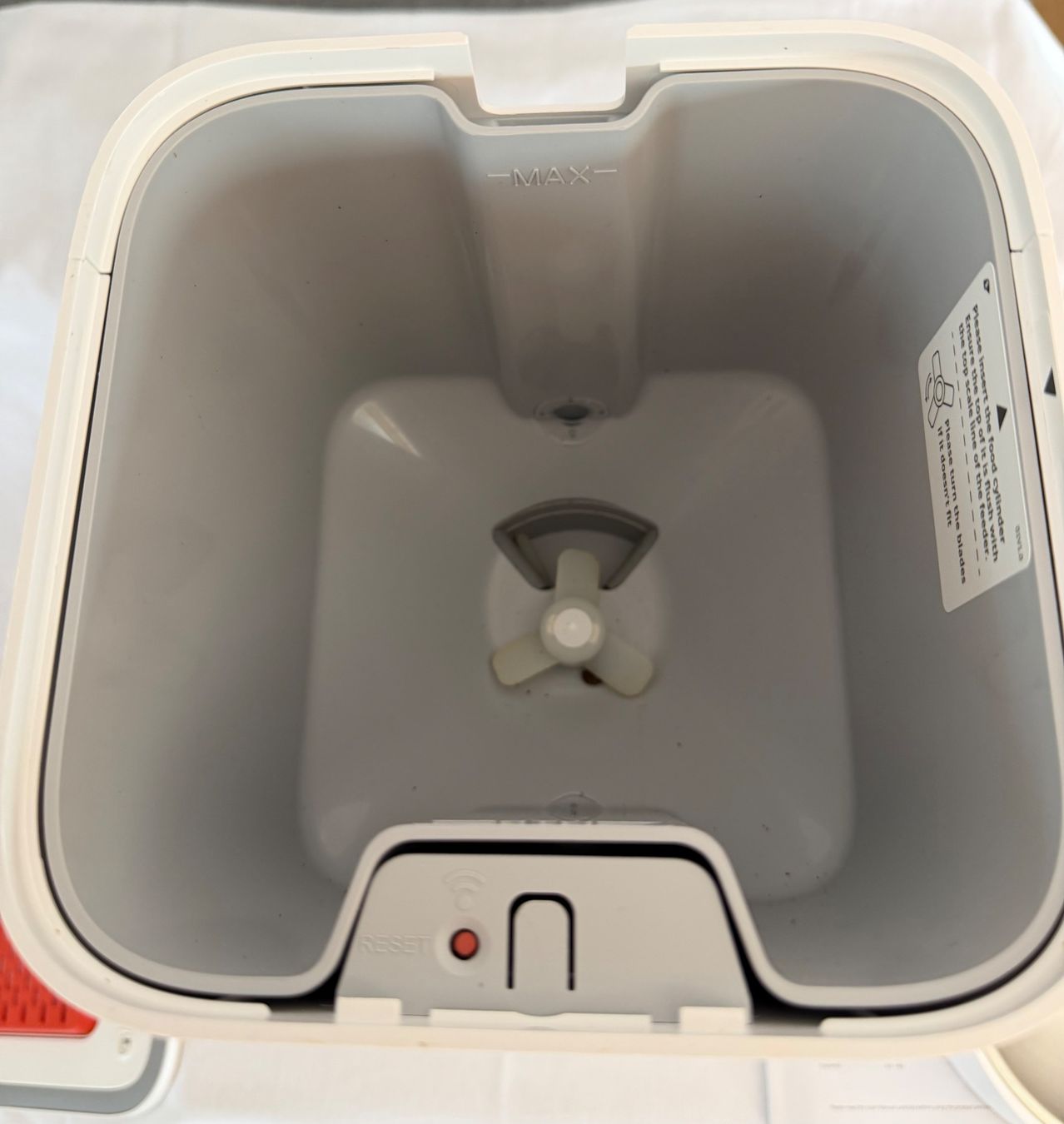 Petkit Mangimi: Petkit Fresh Element Mini Futterautomat - Top Zustand! – Usato da Richterswil venduto da maexse 4