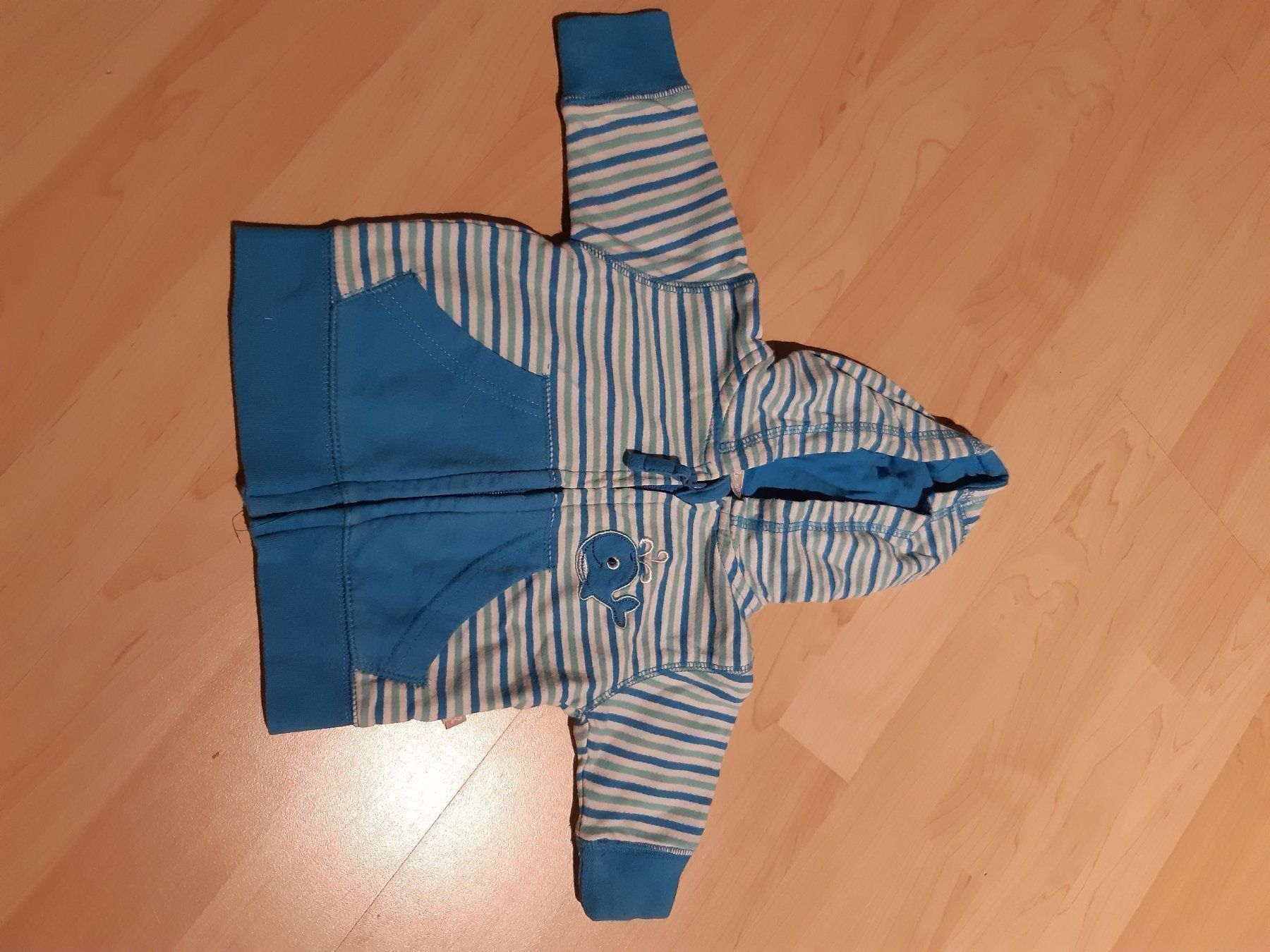 Lotti di vestiti: Baby Jäckchen und Kurzarm Strampler 50 – Usato da Ins venduto da PGD 4