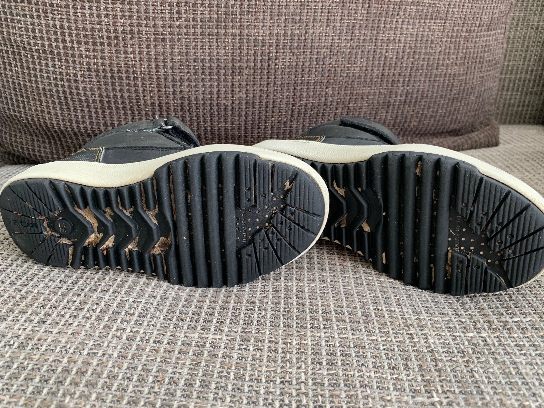 Geox Schuhe für Jungen: Boots, Stiefeletten, Sneaker von GEOX – Gebraucht aus Waltenschwil von Schmetterling2015 4