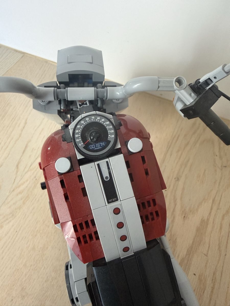 Lego Baukästen: LEGO® Creator Expert Harley-Davidson Fat Boy - Top! – Gebraucht aus Buch am Irchel von Sweetharth 4