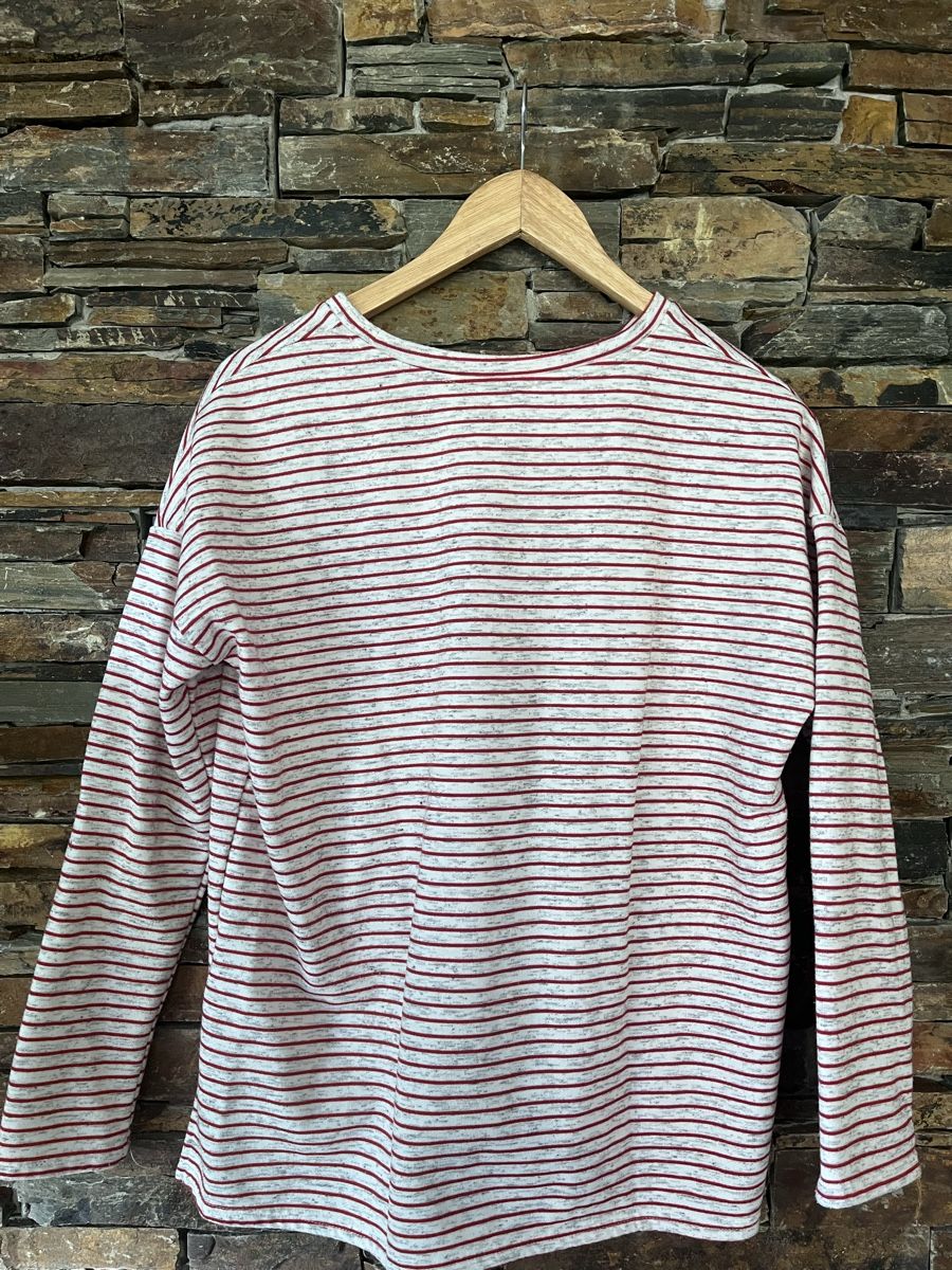Pulls & Sweat-shirts: Hema Pullover gestreift rot/weiss Grösse M – D'occasion à Winkel par Mandarinchen9 1