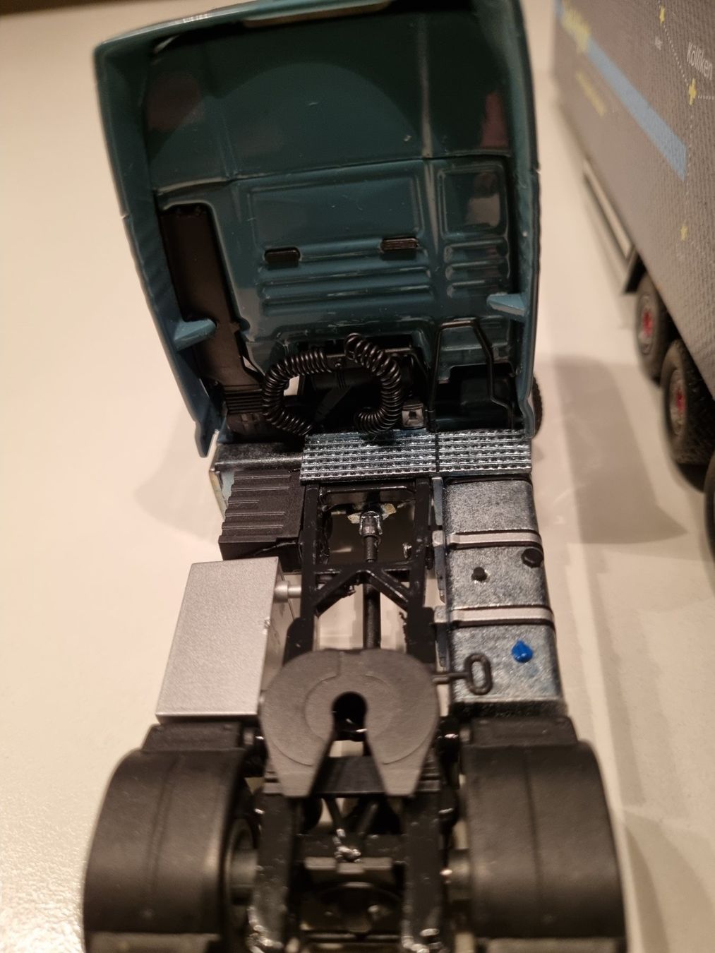 Tekno Kit di modellismo & Modellini statici: TEKNO Lastwagen Planzer 1:50 – Usato da Gossau SG venduto da freighttrain 4