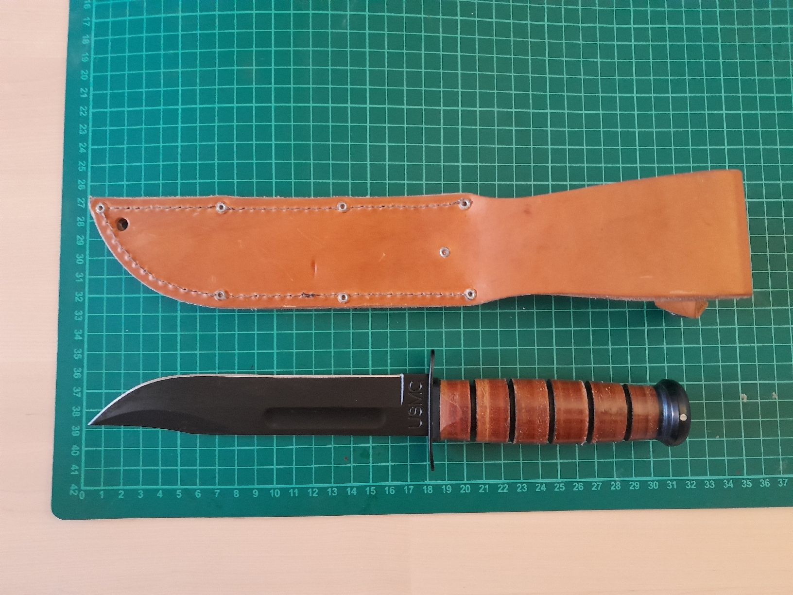 Ka-Bar Militärmesser: Ka-Bar USMC Fighting Knife – Gebraucht aus Schmerikon von dasrad 1