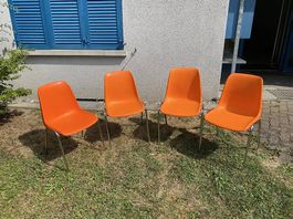 4x Schalenstühle Orange  Chromgestell