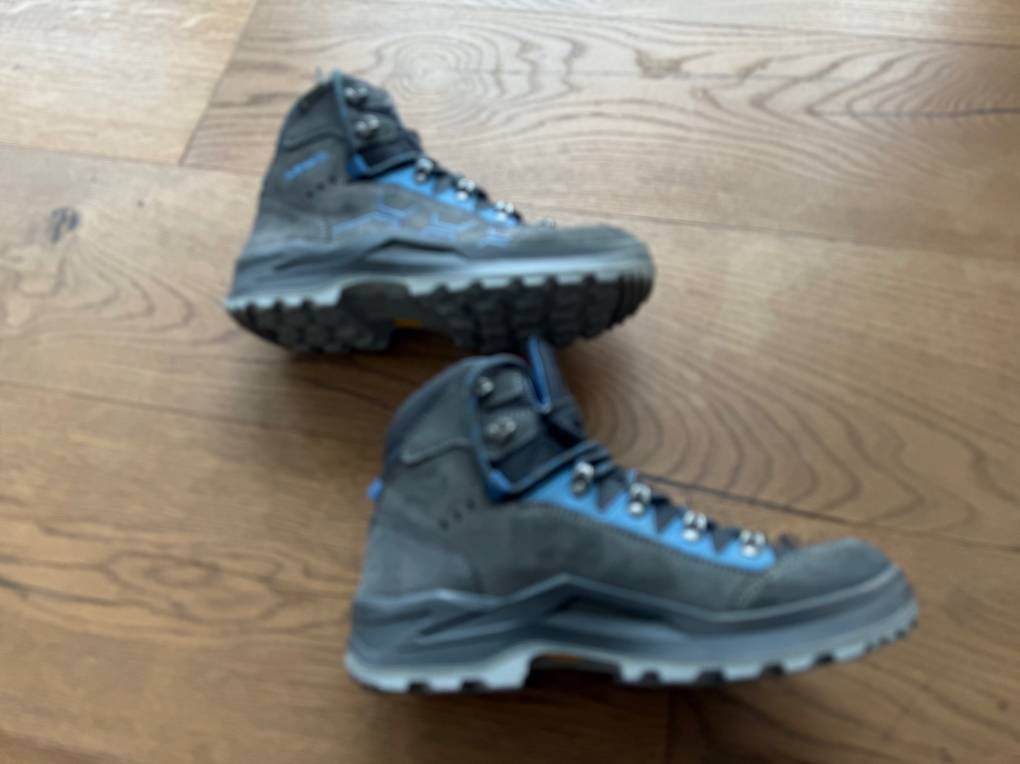 Chaussures garçon: Wanderschuh Lowa Grösse 38 – D'occasion à Wallisellen par eve1000 2