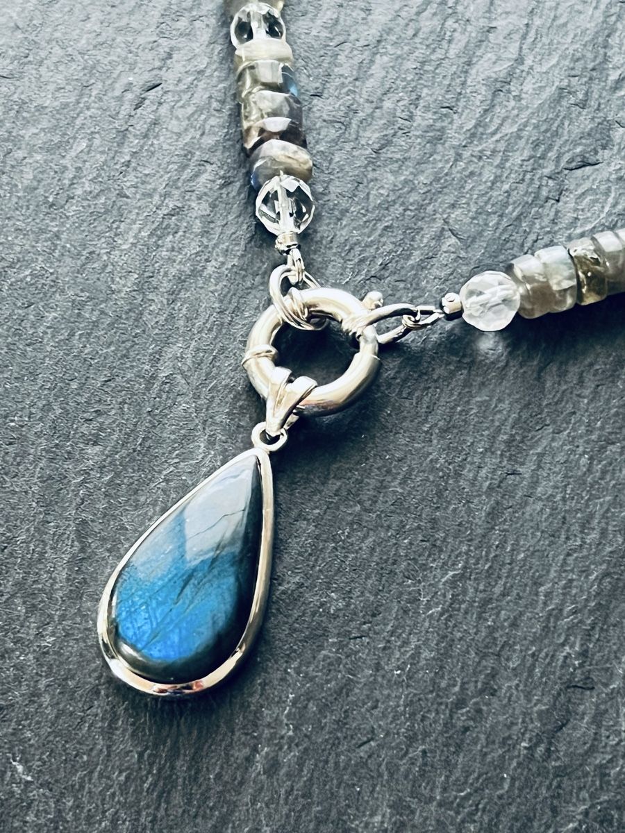 Ketten: Labradorite Necklace - Sterling Silver – Neu und originalverpackt aus Rüschlikon von ThereseJewelryDesign 3