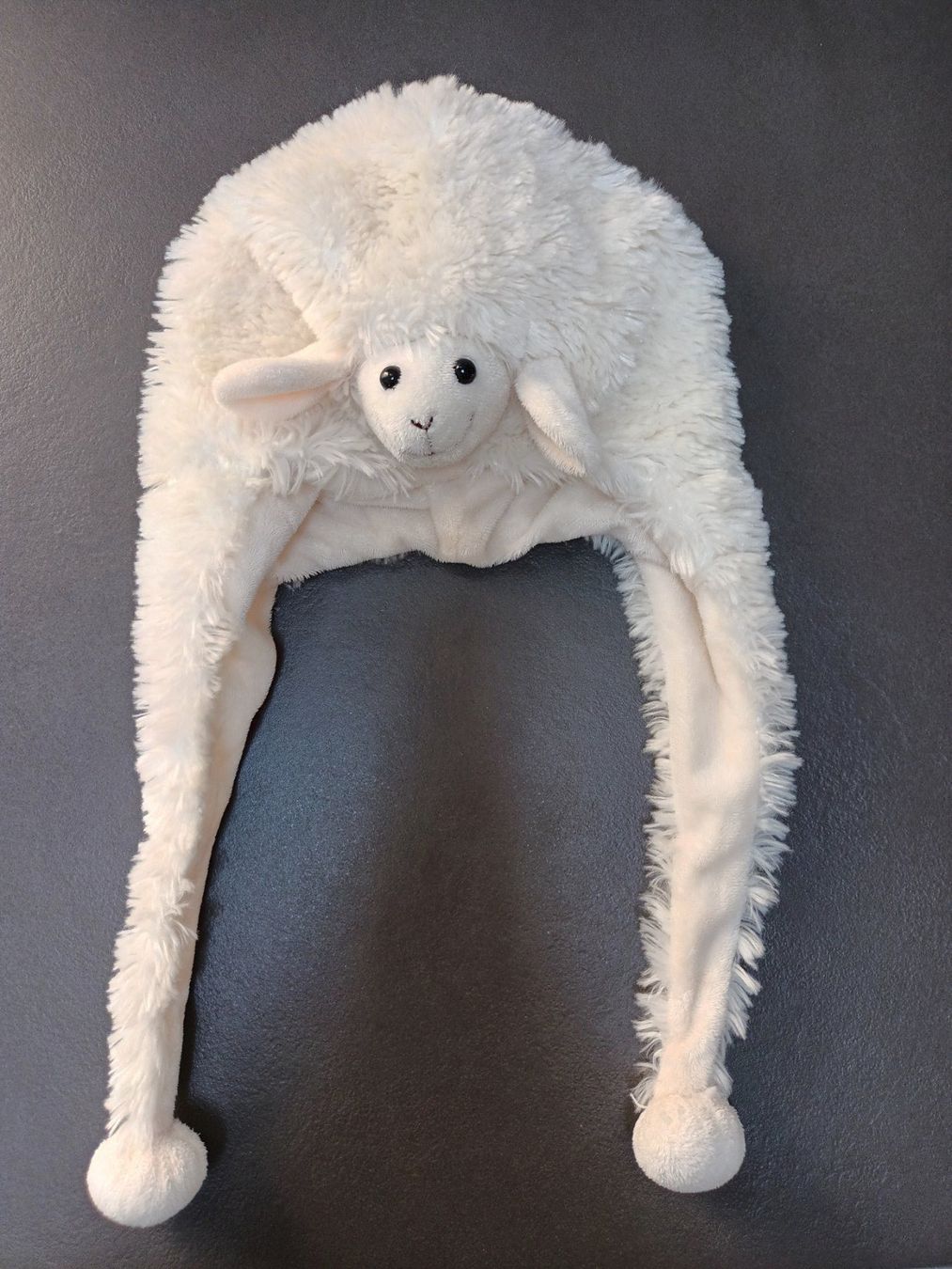 Copricapi, berretti & cappellini: Winter Mütze/Kappe Schaf onesize – Usato da Ried-Muotathal venduto da lufo