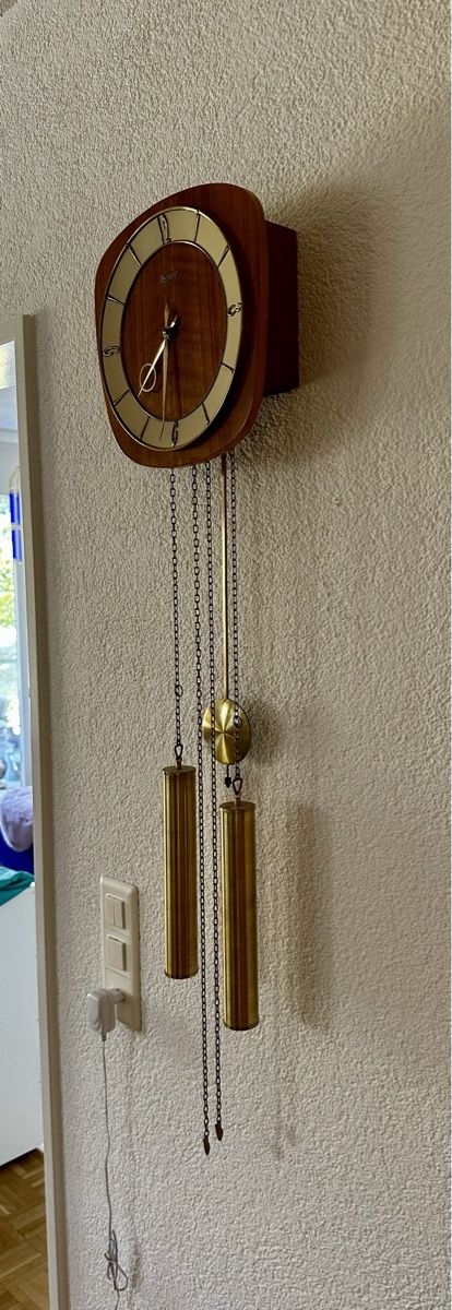 Orologi: Wandpendeluhr – Usato da Utzenstorf venduto da Vegas1177