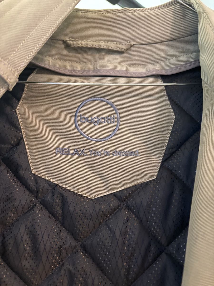 Bugatti Mäntel: Bugatti Men's Trench Coat, Size 52, Khaki – Gebraucht aus Zürich von Sonikasantos 2