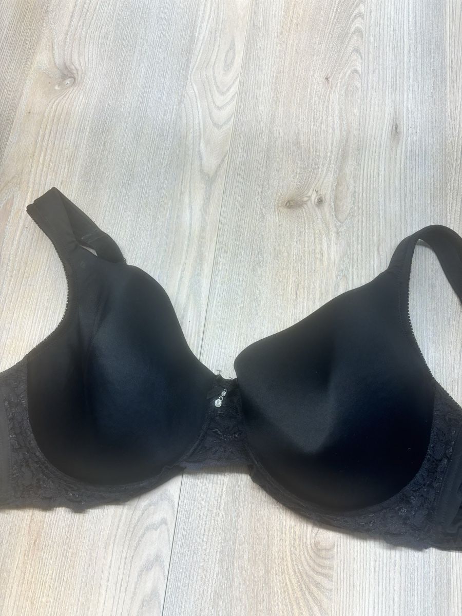 Altra biancheria intima: Schwarzer Spitzen BH Gr. 80D - Top Zustand! – Usato da Aesch BL venduto da Jelu20