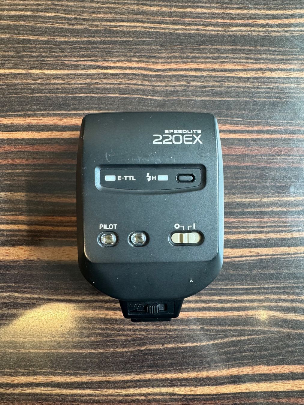 Canon Flash: Canon Speedlite 220EX Blitzgerät – Usato da Zürich venduto da KochphotoAG 1