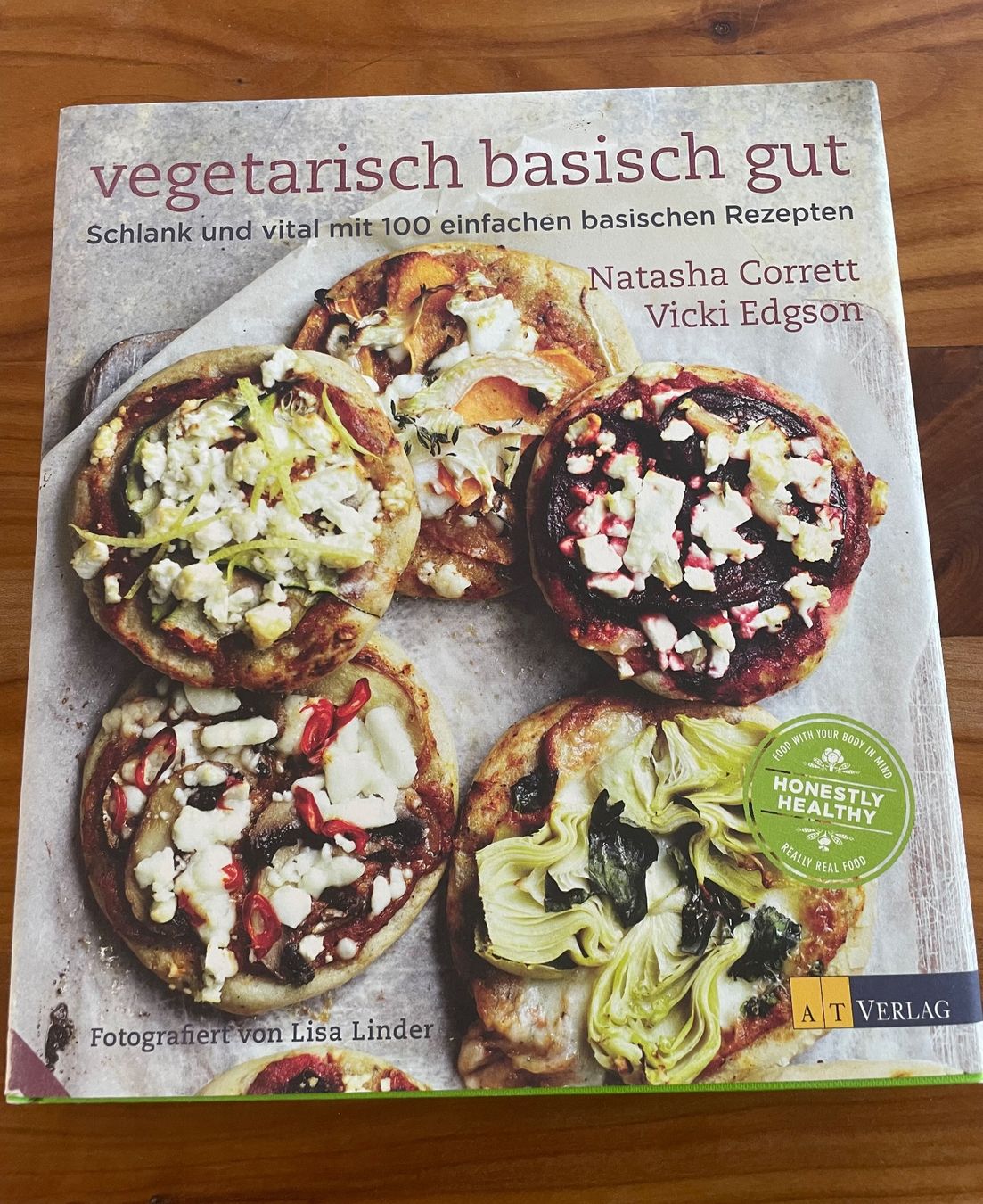 Libri: Kochbuch vegetarisch basisch gut – Nuovo (secondo la descrizione) da Muttenz venduto da Fragment