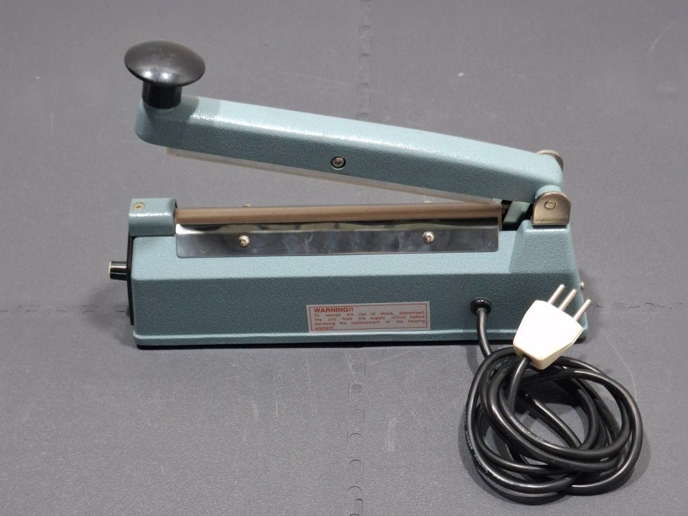 Tutte le macchine: Soudeuse impulsion Maxi Seal MS-8 – Usato da Villars-Ste-Croix venduto da pau_8fls