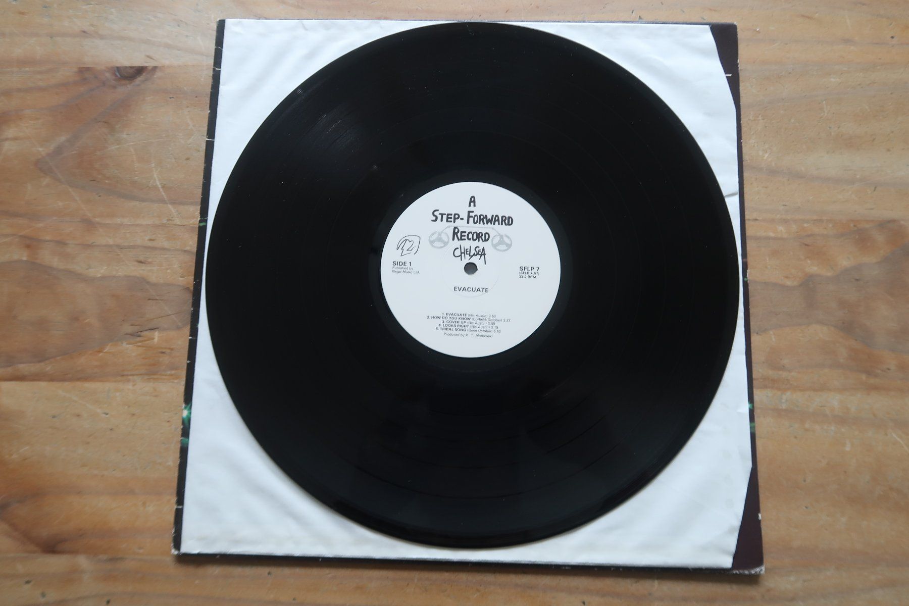 Dischi in vinile: CHELSEA - EVACUATE - VINYL LP – Usato da Basel venduto da Patiscat 3