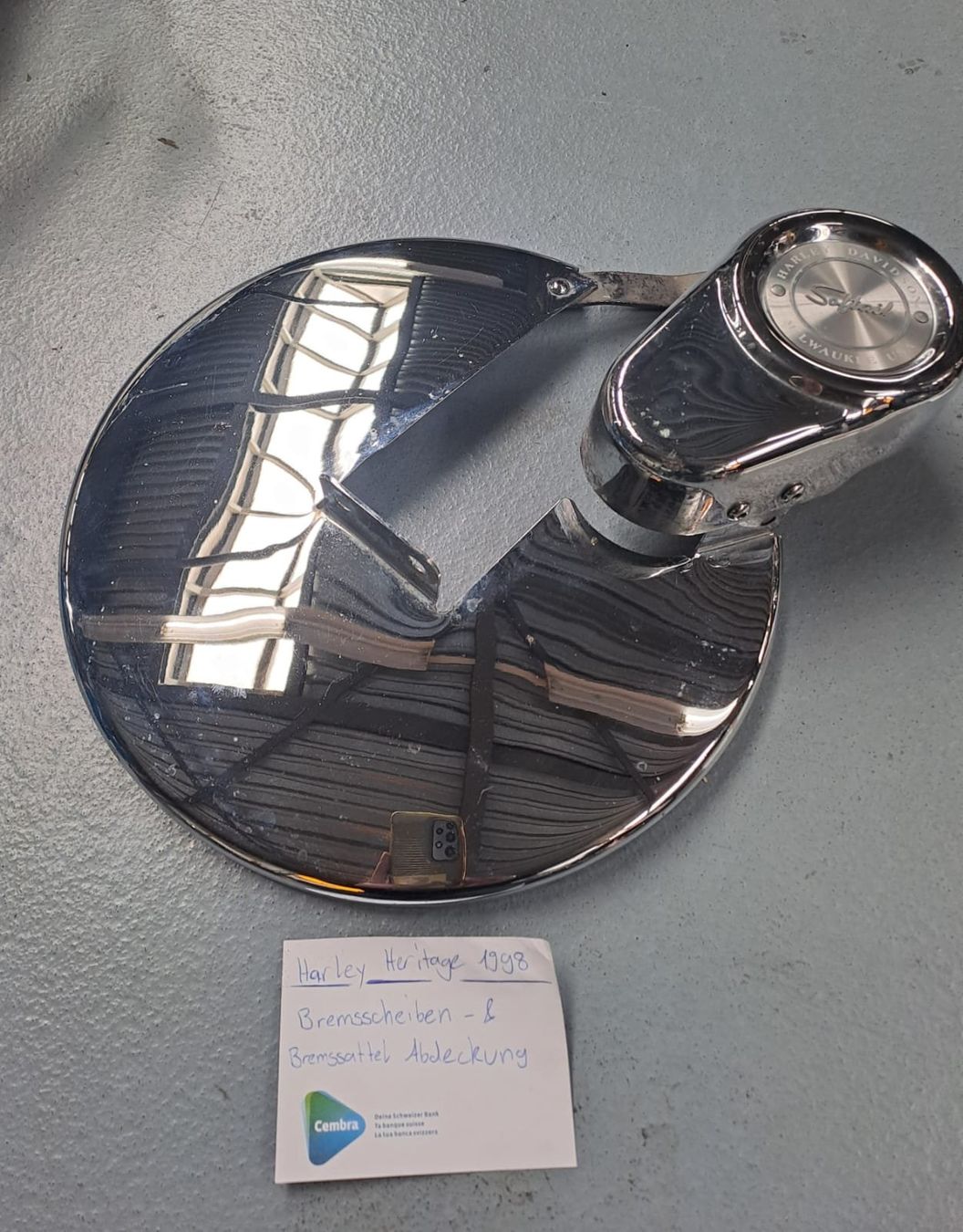 Harley-Davidson Tutti i ricambio per moto: Harley Davidson Heritage 1998 Bremsschieben/Sattel Abdeckung – Usato da Alpnach Dorf venduto da Biker-Lady
