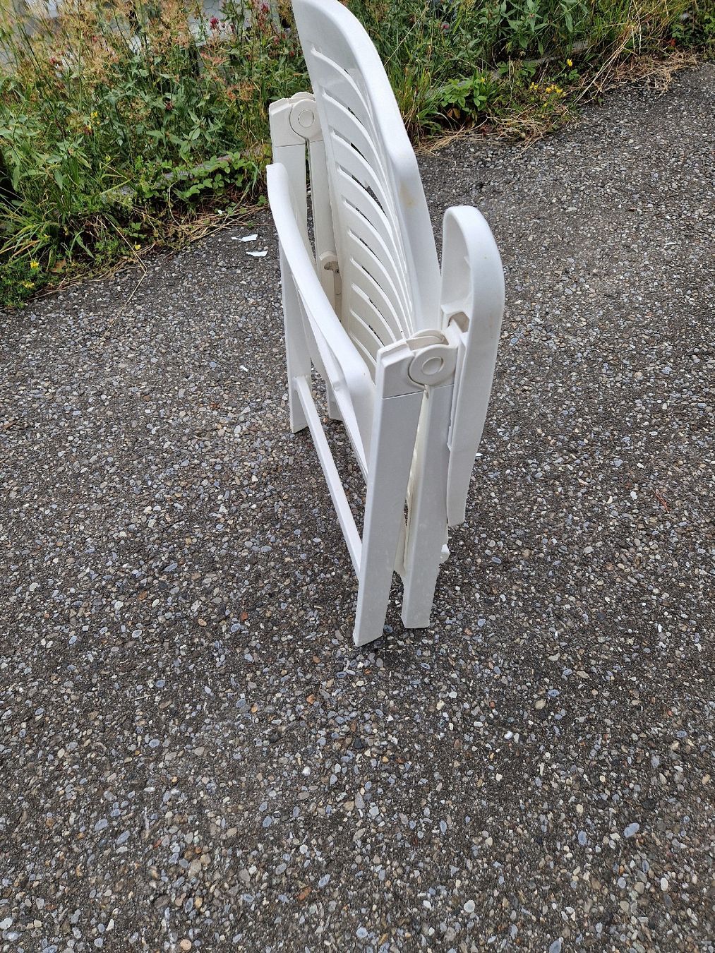 Sessel: Gartenstuhl mit Blumenmuster, Top Zustand! – Gebraucht aus Mörigen von Clio111 5