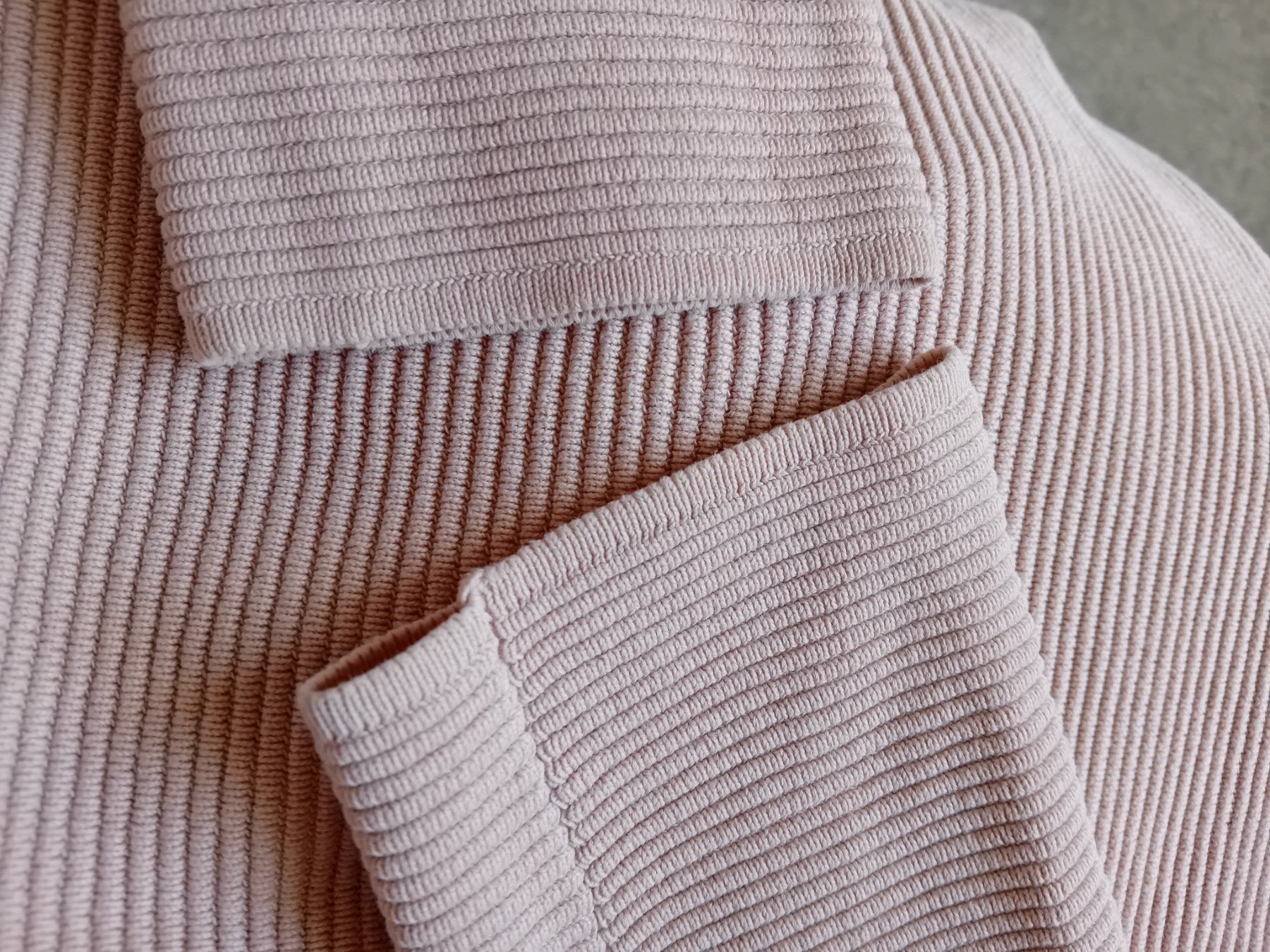 Pullover & Sweatshirts: Schicker Damenpullover, Grösse XS, rosa, gerippt – Gebraucht aus Rüthi (Rheintal) von titlis07 4