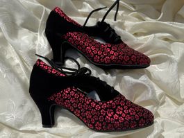 Damen-Tanzschuhe Größe 35 - NEU