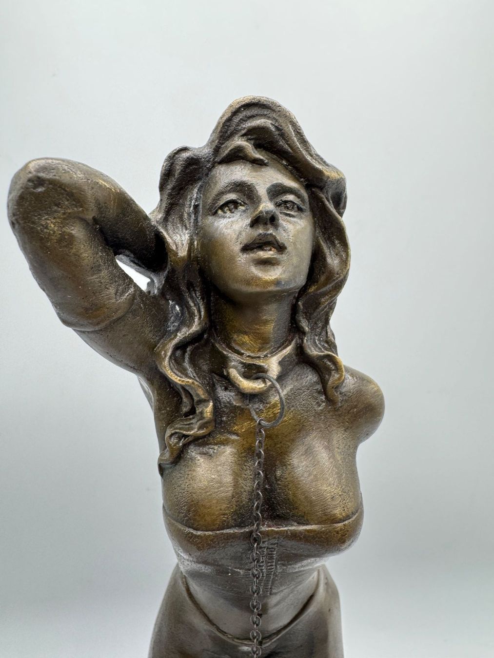 Skulpturen & Statuen: Bronze-Statue "Femme Fatale", Skulptur – Gebraucht aus Sachseln von BONATI01 1