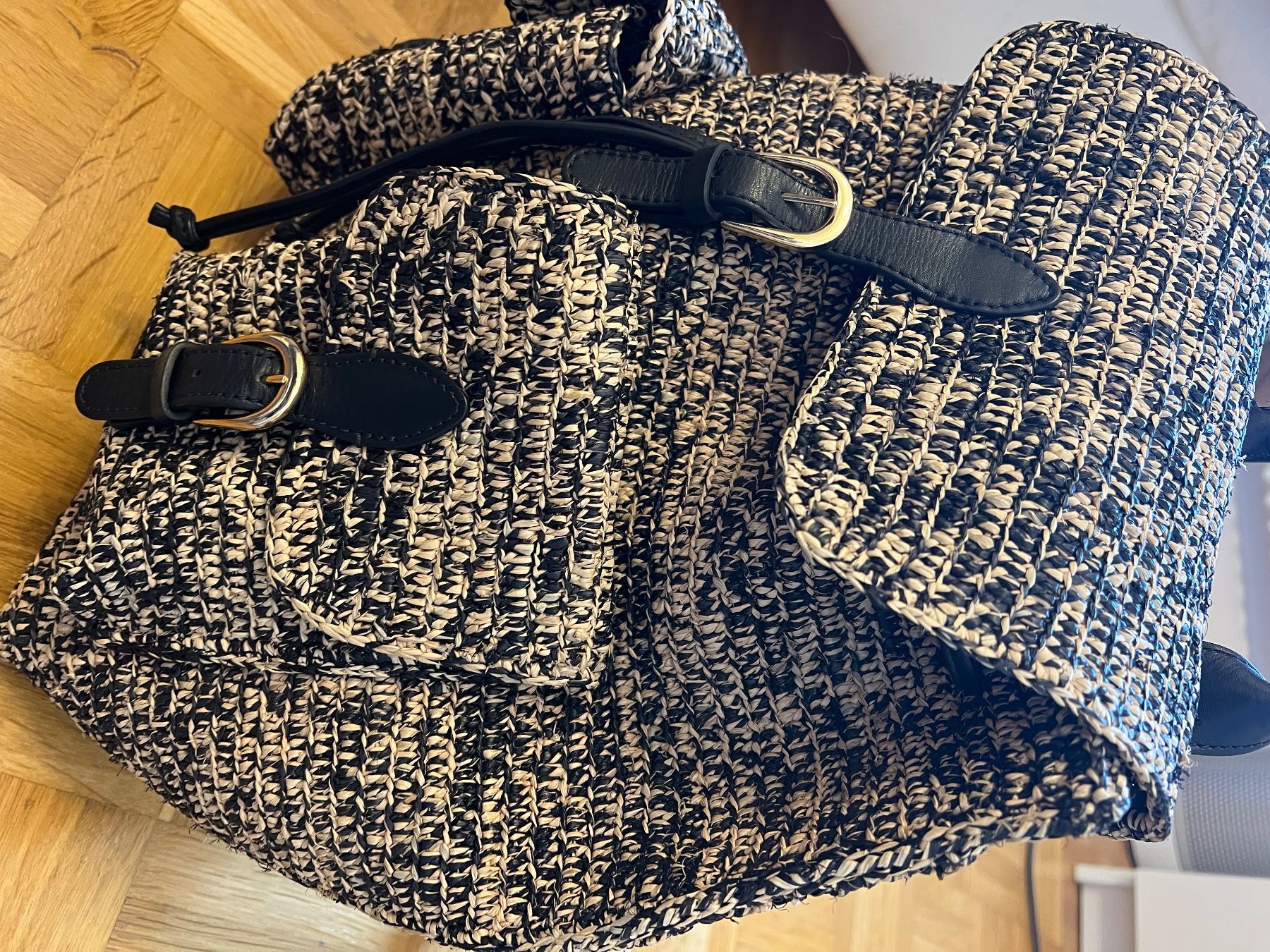 Rucksäcke: Sac à dos Sézane – Neu (gemäss Beschreibung) aus Mont-sur-Lausanne von k-pris 3