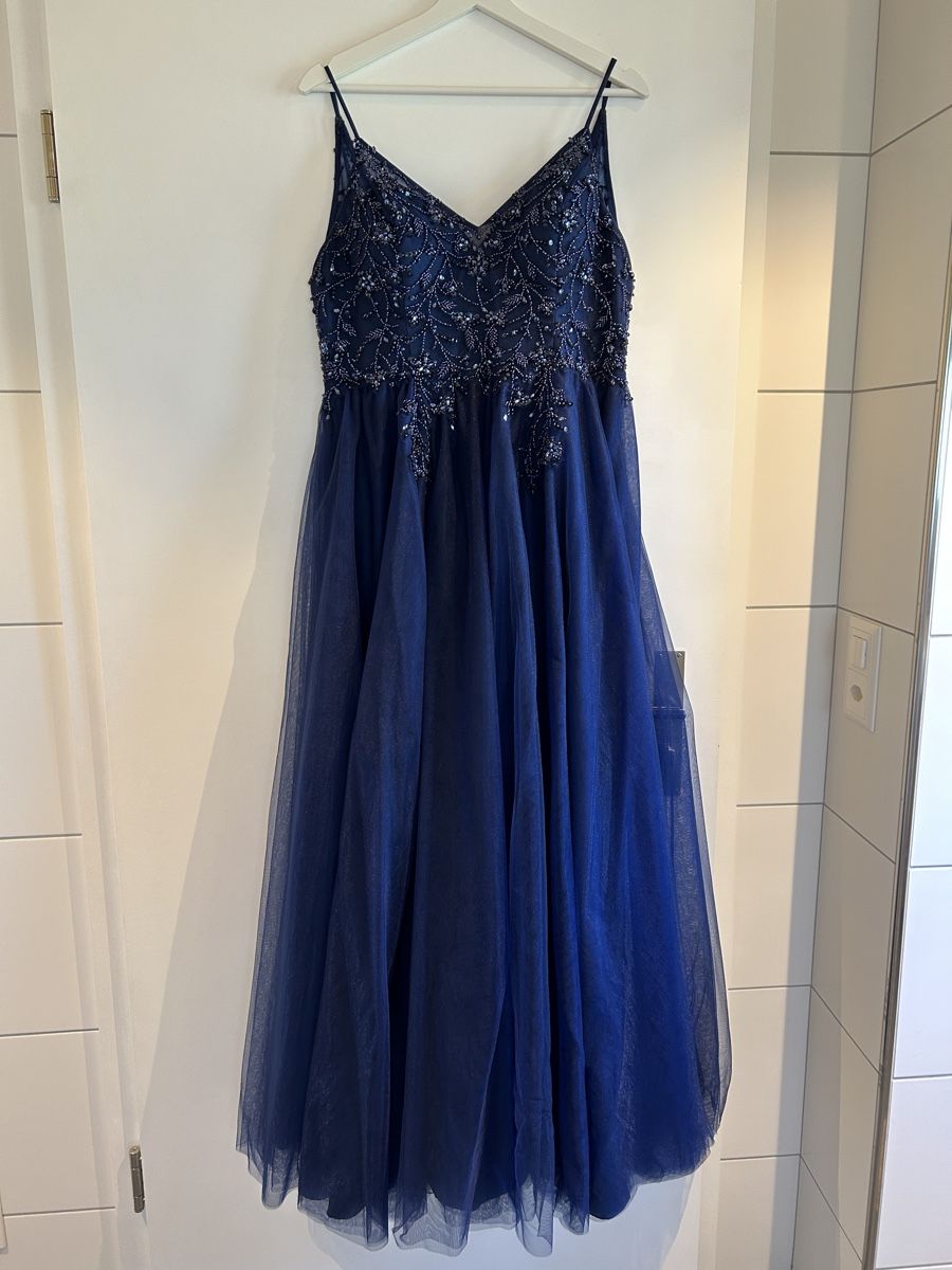 Robes: Abendkleid Gr. 42 – Neuf (Voir description) à Altstätten SG par Redzora_1