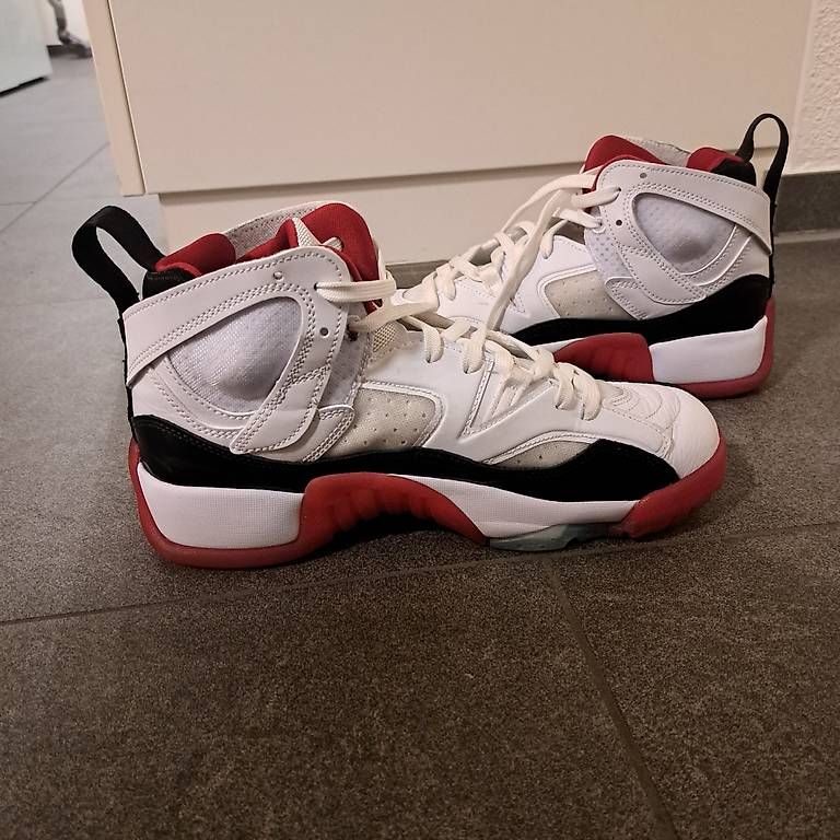 Scarpe da uomo: Basketballschuhe Grösse 40 – Nuovo e nell'imballaggio originale da Neftenbach venduto da sam_jbb5 1
