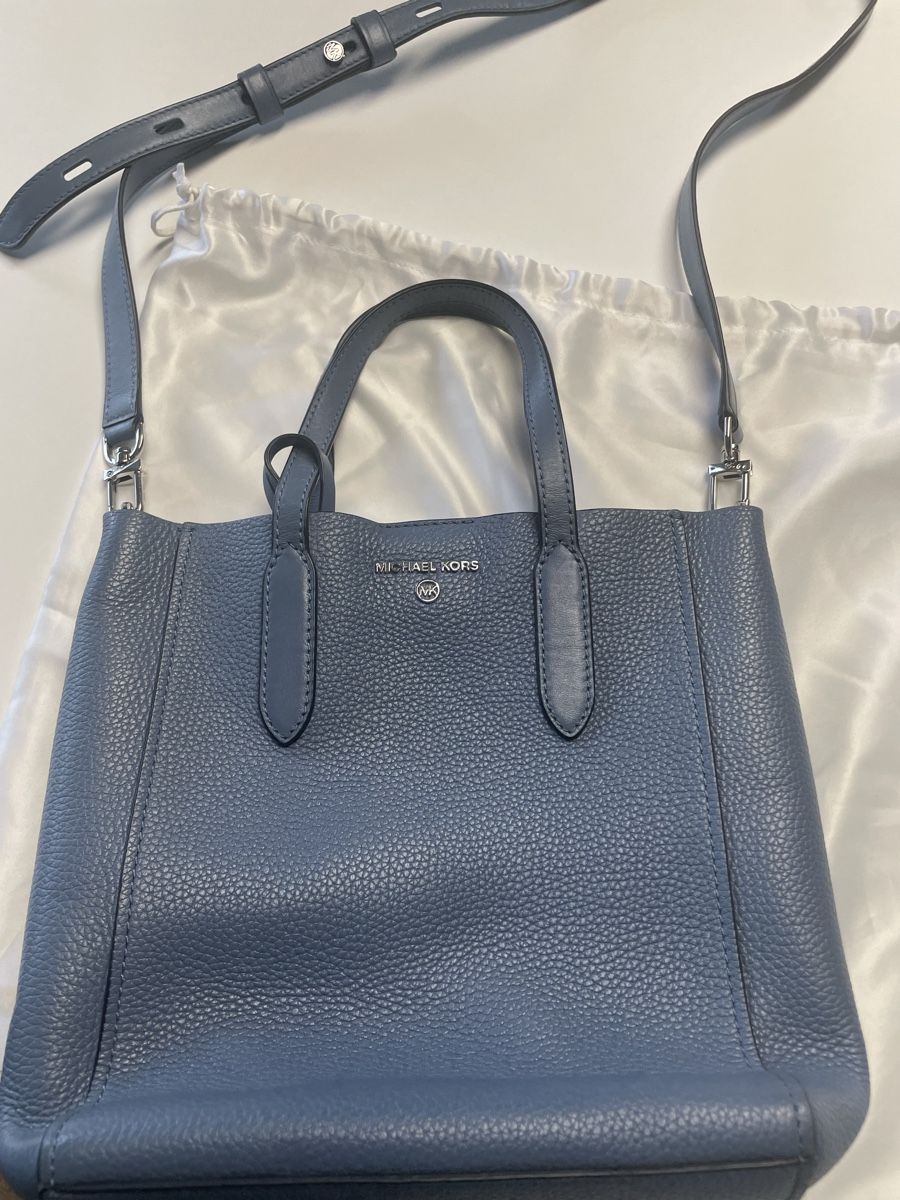 Michael Kors Borse da donna: Tasche Michael Kors Leder hellblau – Usato da Steinhausen venduto da Marmottarosa