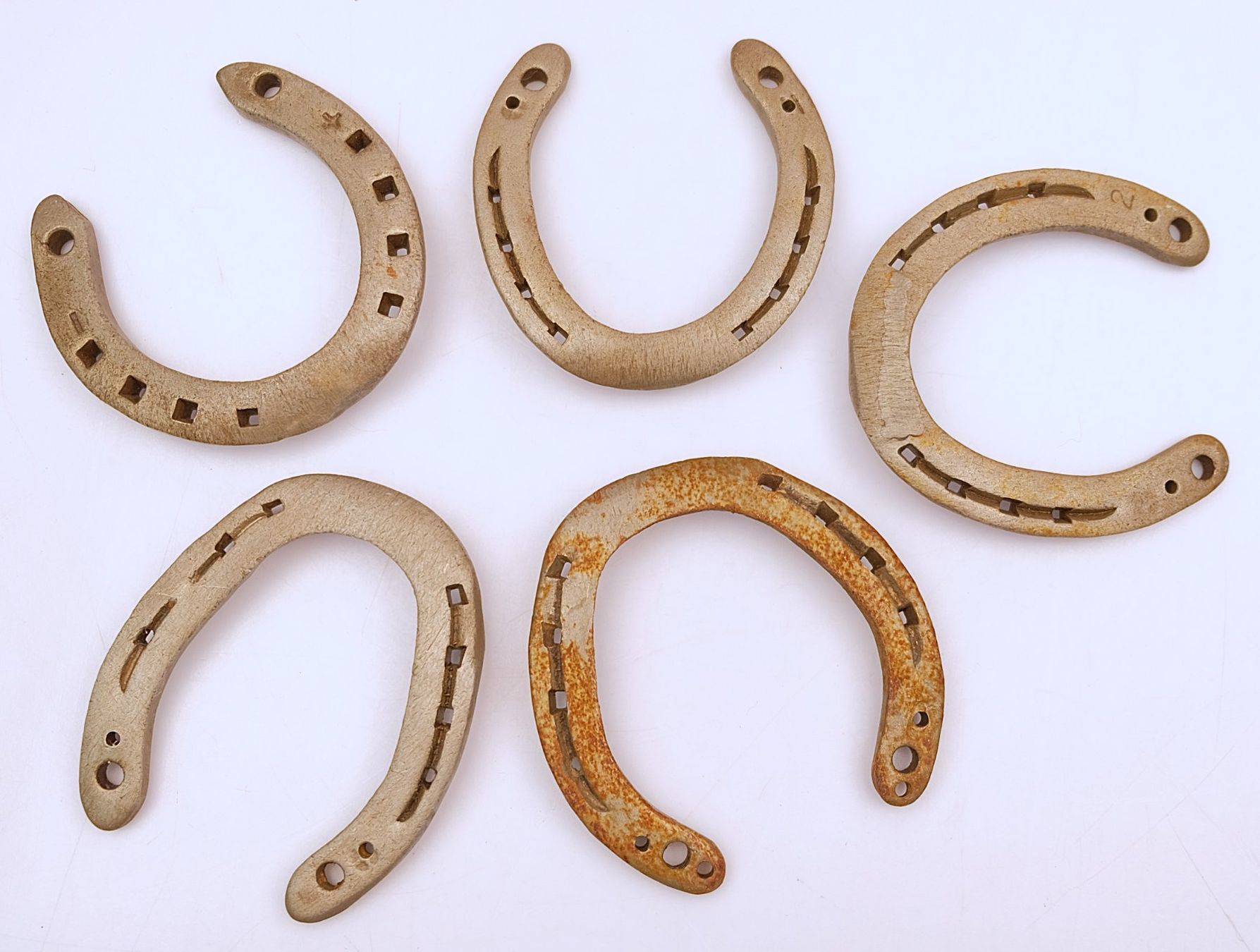 Altro in Accessori per animali: 5 Hufeisen / Glücksbringer – Usato da Volketswil venduto da brockipfannenstil 4
