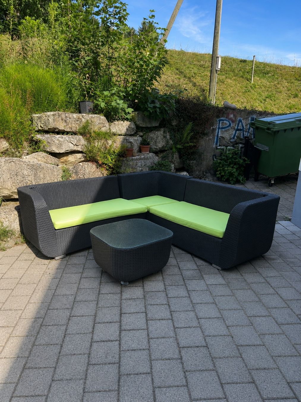 Divani: Garten Lounge Set mit Hocker und Polstern anthrazit – Usato da Rorbas venduto da yven4