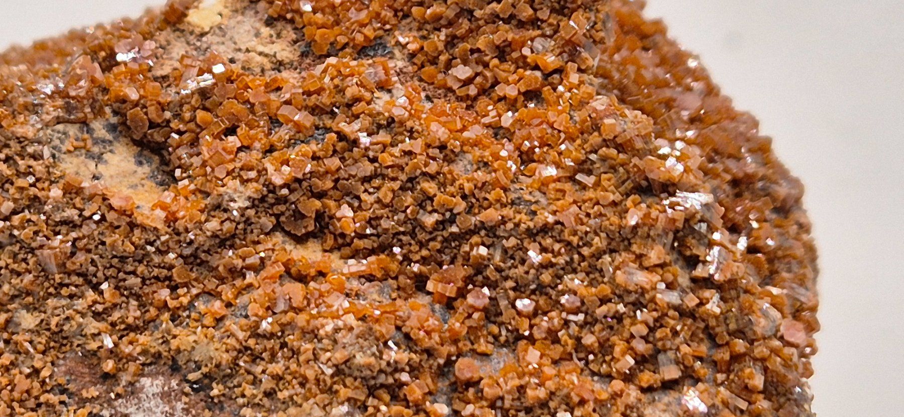 Minerali & Pietre curative: Vanadinit  Neufund Marokko (122) – Nuovo e nell'imballaggio originale da Winterthur venduto da LukasMineralienOase