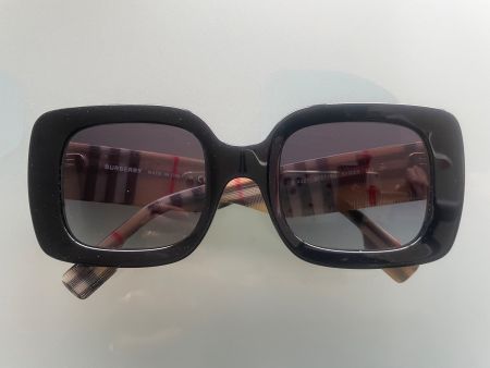 Lunettes de soleil Burberry