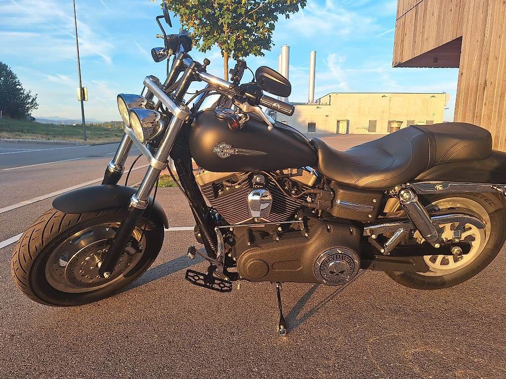 Harley-Davidson Sonstige: Harley-davidson fat bob 2008 – Gebraucht aus Cousset von stephchris 1