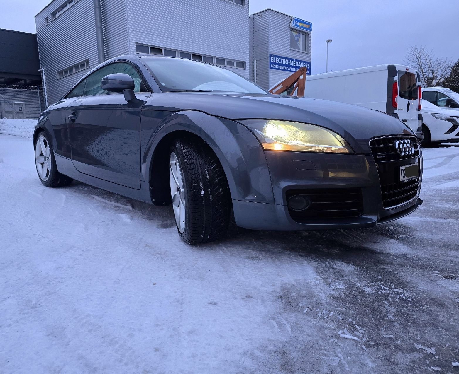 Audi Automobili: Audi TT 3.2 V6 Quattro Manuel ! – Usato da Saxon venduto da FouFou97 5