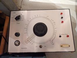 Lot ältere Elektronische Geräte. KO, Sign. Gen., Sonden