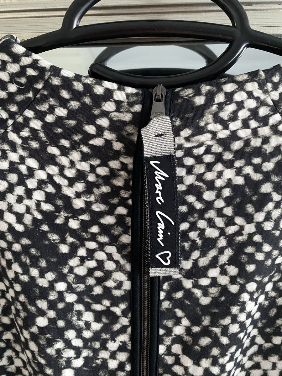Marc Cain Vestiti: Strechkleid Marccain, Gr. M/L – Nuovo (secondo la descrizione) da Olten venduto da smashbox 3