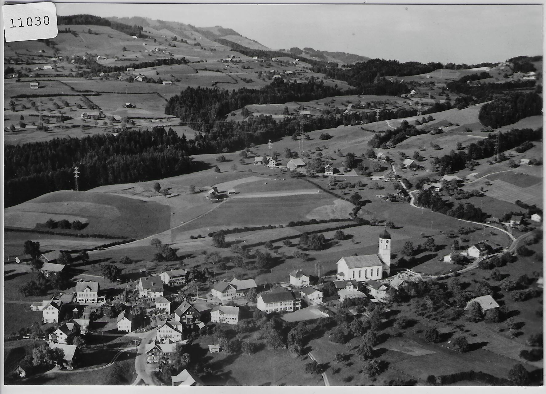 Cartoline postali: Flugaufnahme - Ernetschwil SG – Antico da Ettingen venduto da Kartenplanet